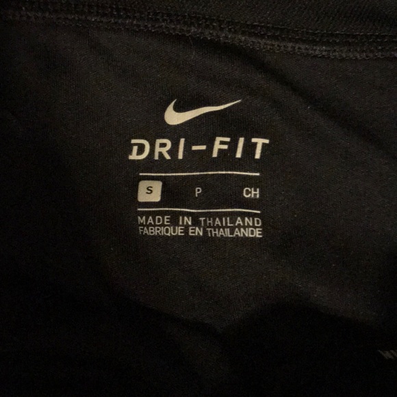 Nike Dri-Fit Shorts - Picture 2 of 3